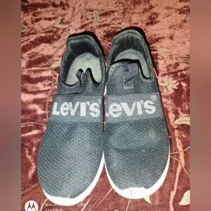 Levi's Black Slip-On Sneakers